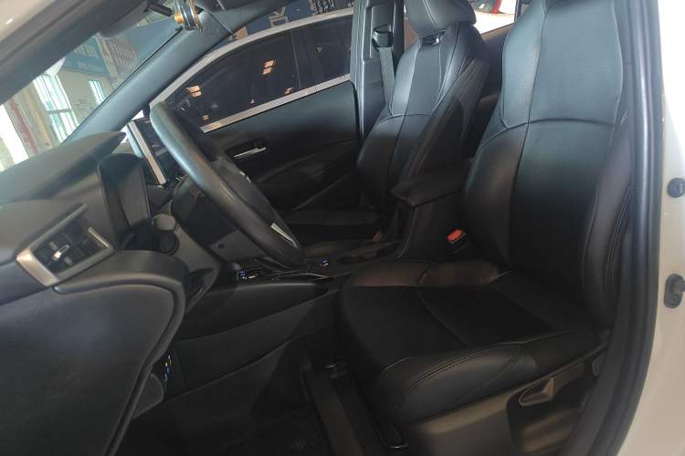 Used Toyota Levin 2021 185T CVT Luxury Edition Left Front Seat