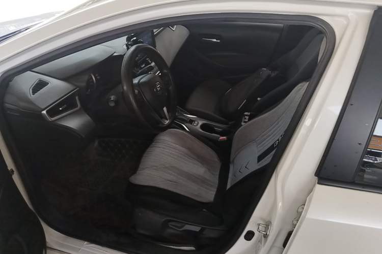 Used Toyota Levin 2021 185T CVT Luxury Edition Left Front Seat