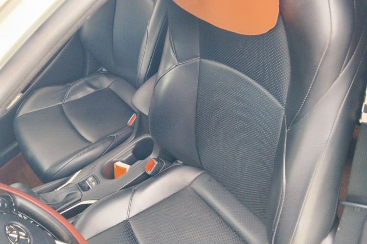 Used Toyota Levin 2021 185T CVT Luxury Edition Left Front Seat