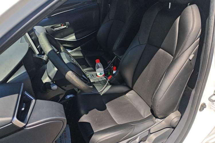 Used Toyota Levin 2021 Dual-Engine 1.8H E-CVT Luxury Edition Left Front Seat
