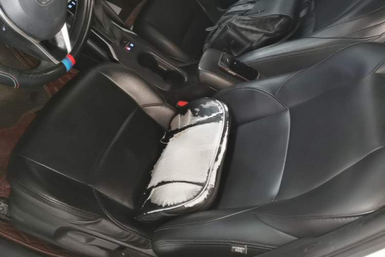 Used Toyota Levin 2021 Dual-Motor 1.8H E-CVT Progressive Edition Left Front Seat