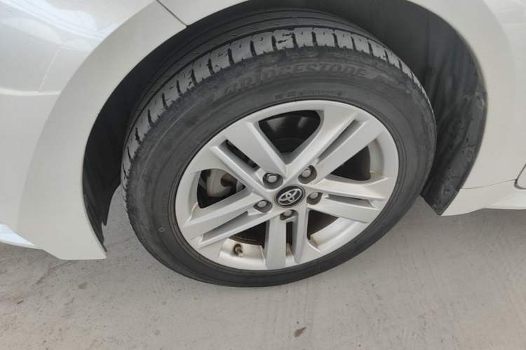 Used Toyota Levin 2021 185T CVT Luxury Edition Left Front Wheel Hub