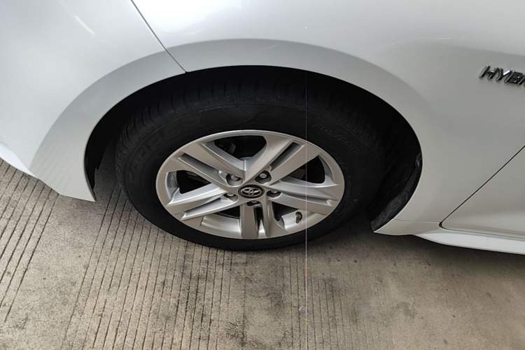 Used Toyota Levin 2021 Dual-Engine 1.8H E-CVT Luxury Edition Left Front Wheel Hub