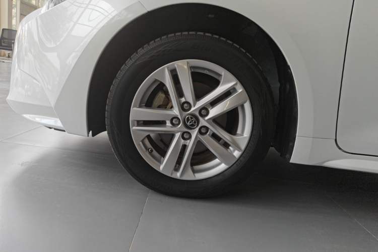 Used Toyota Levin 2021 185T CVT Luxury Edition Left Front Wheel Hub