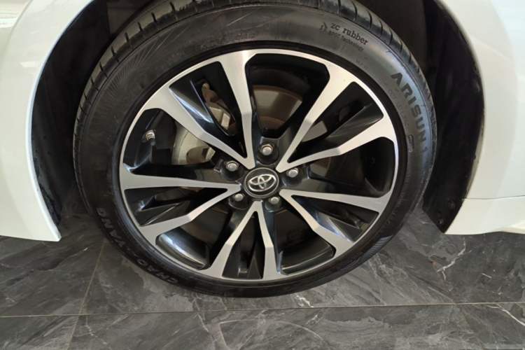 Used Toyota Levin 2021 185T CVT Sport Edition Left Front Wheel Hub