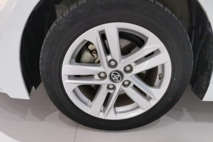 Used Toyota Levin 2021 Dual-Engine 1.8H E-CVT Luxury Edition Left Front Wheel Hub