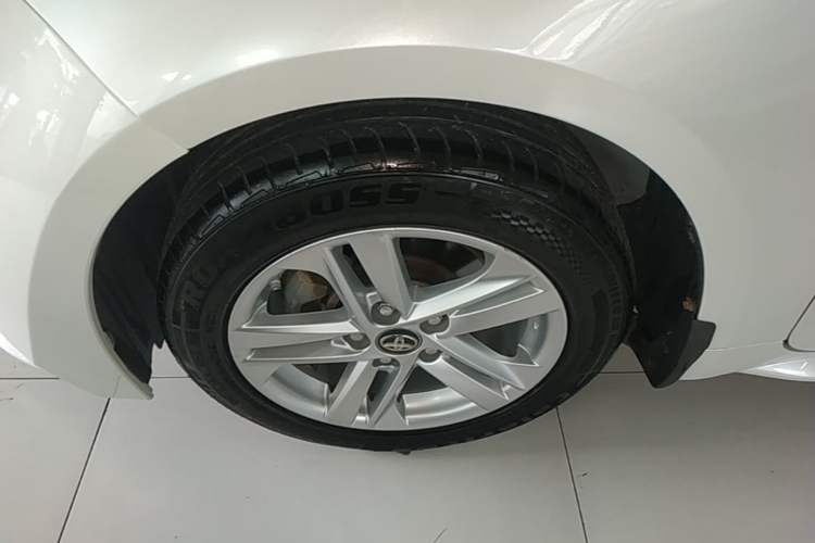 Used Toyota Levin 2021 185T CVT Luxury Edition Left Front Wheel Hub