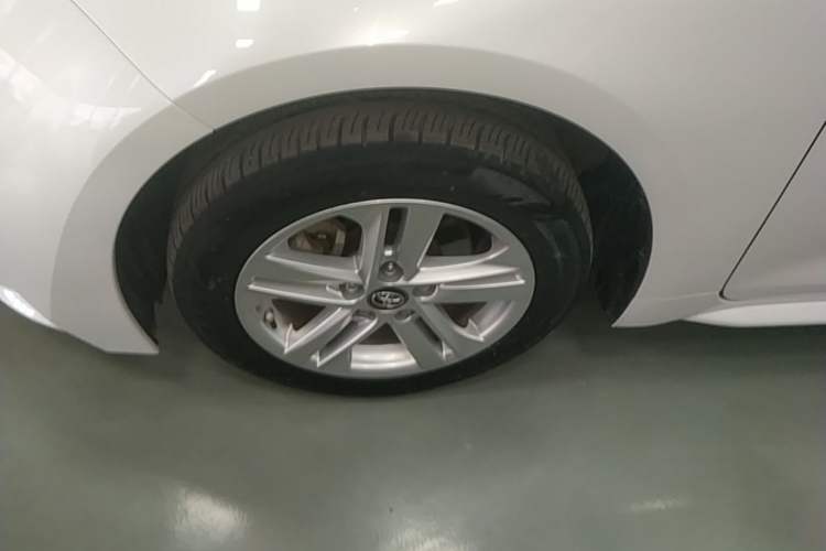 Used Toyota Levin 2021 185T CVT Luxury Edition Left Front Wheel Hub