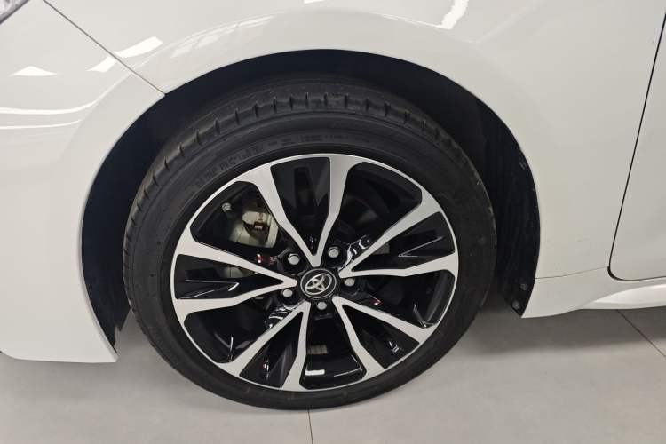 Used Toyota Levin 2021 185T CVT Sport Edition Left Front Wheel Hub