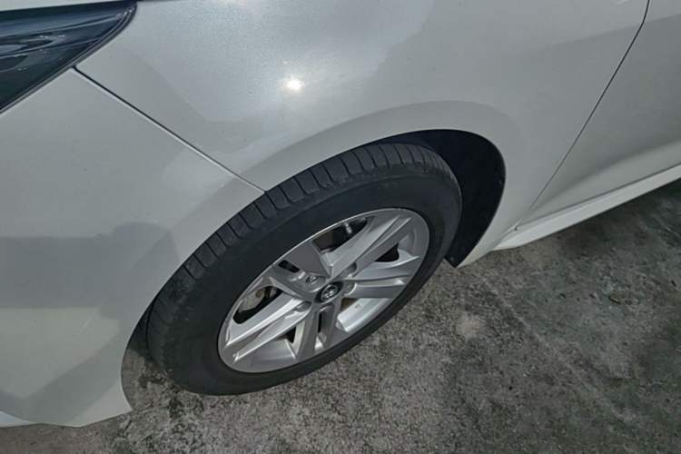 Used Toyota Levin 2021 185T CVT Luxury Edition Left Front Wheel Hub