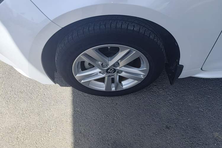 Used Toyota Levin 2021 185T CVT Luxury Edition Left Front Wheel Hub