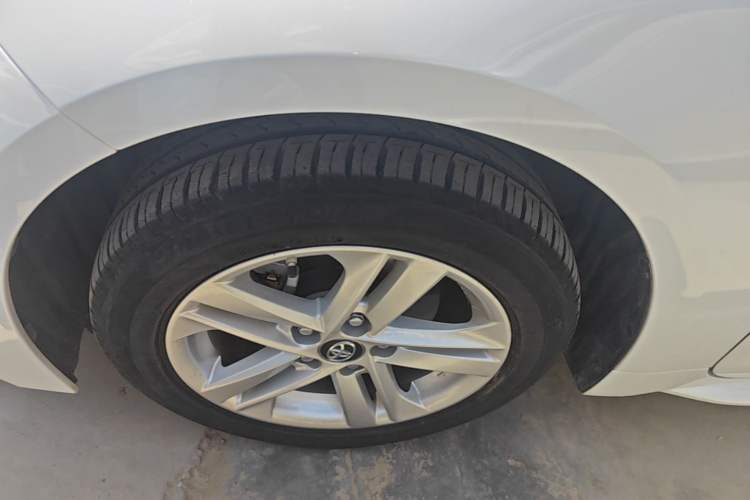 Used Toyota Levin 2021 Dual-Motor 1.8H E-CVT Leading Edition Left Front Wheel Hub