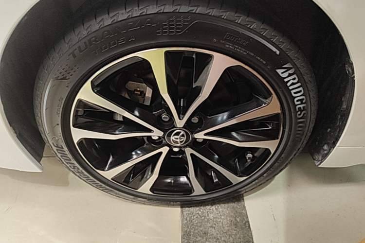 Used Toyota Levin 2021 185T CVT Sport Edition Left Front Wheel Hub