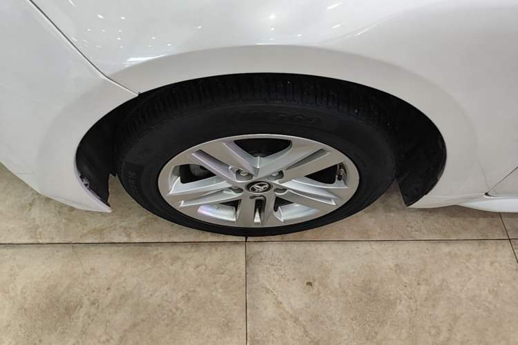 Used Toyota Levin 2021 185T CVT Luxury Edition Left Front Wheel Hub