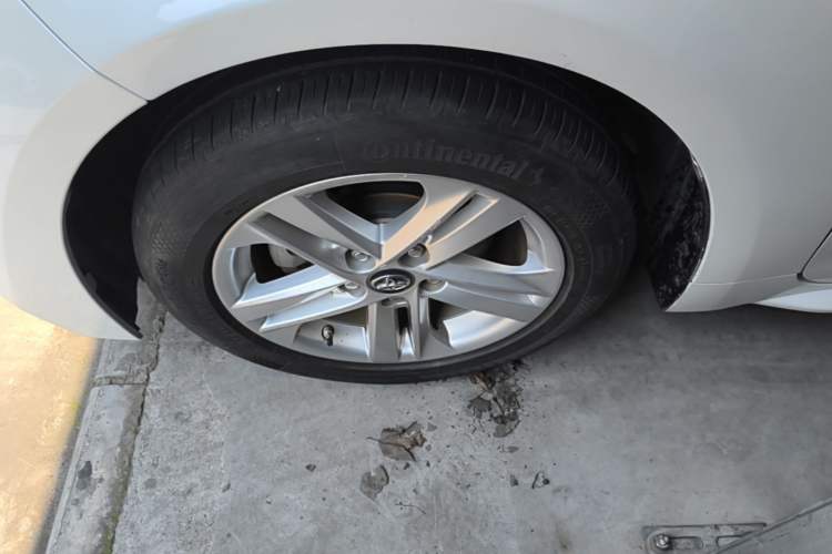 Used Toyota Levin 2021 185T CVT Luxury Edition Left Front Wheel Hub