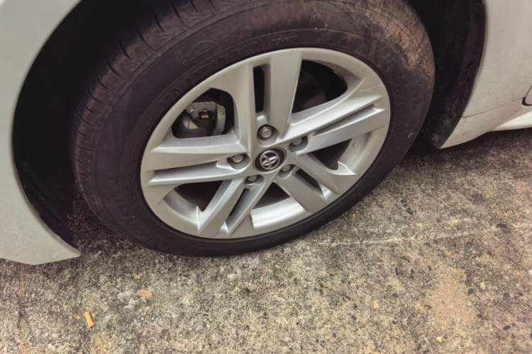 Used Toyota Levin 2021 185T CVT Luxury Edition Left Front Wheel Hub