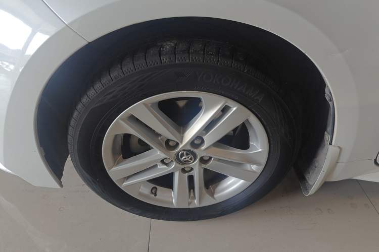 Used Toyota Levin 2021 185T CVT Luxury Edition Left Front Wheel Hub