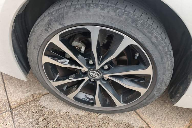 Used Toyota Levin 2021 185T CVT Sport Edition Left Front Wheel Hub