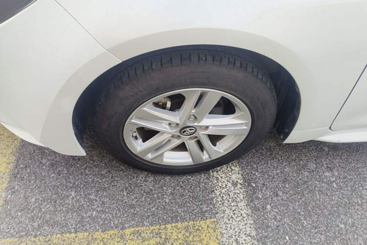 Used Toyota Levin 2021 185T CVT Luxury Edition Left Front Wheel Hub