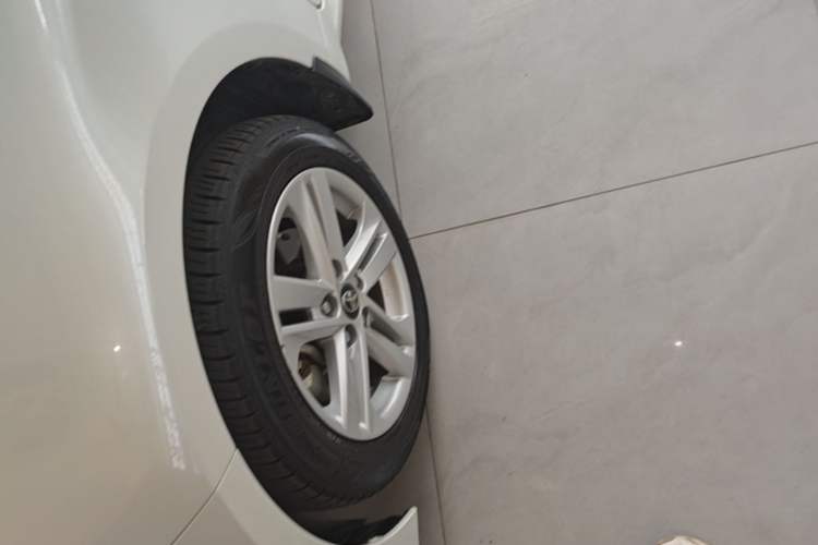 Used Toyota Levin 2021 185T CVT Luxury Edition Left Front Wheel Hub