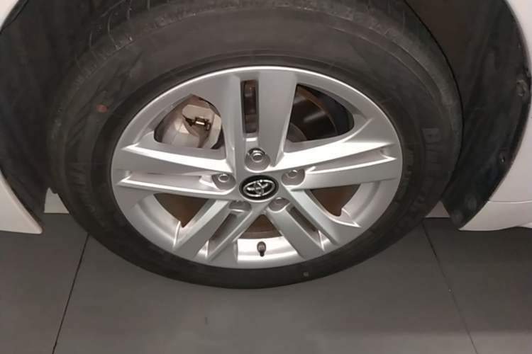 Used Toyota Levin 2021 185T CVT Luxury Edition Left Front Wheel Hub