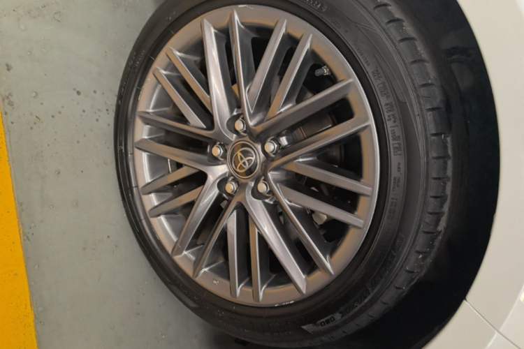 Used Toyota Levin 2021 2.0L Luxury Edition Left Front Wheel Hub