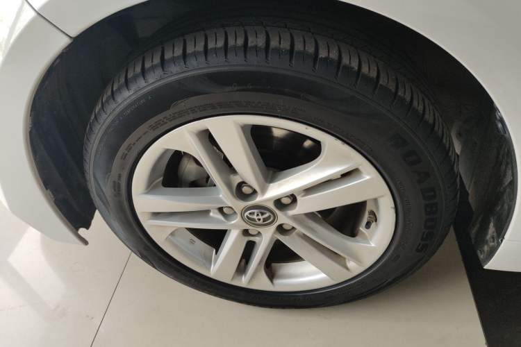 Used Toyota Levin 2021 185T CVT Luxury Edition Left Front Wheel Hub