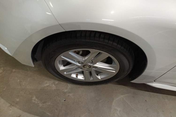 Used Toyota Levin 2021 185T CVT Luxury Edition Left Front Wheel Hub