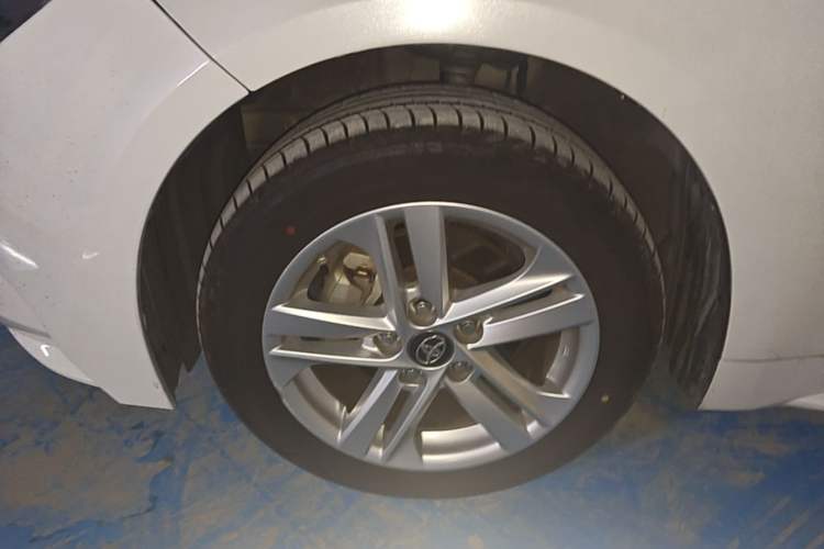 Used Toyota Levin 2021 185T CVT Luxury Edition Left Front Wheel Hub