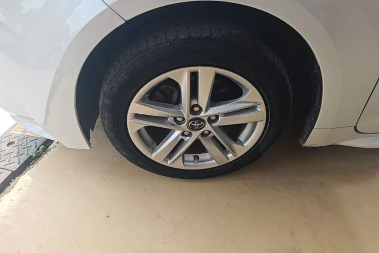 Used Toyota Levin 2021 185T CVT Luxury Edition Left Front Wheel Hub