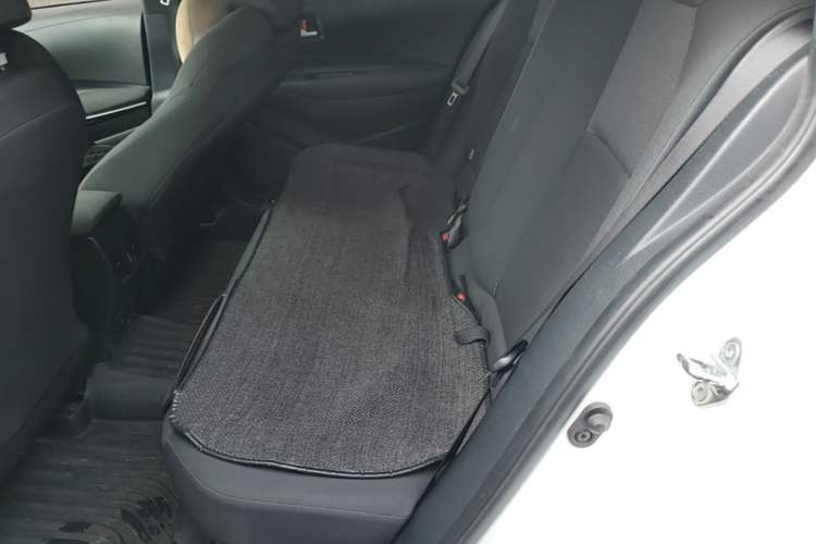 Used Toyota Levin 2021 Dual-Motor 1.8H E-CVT Progressive Edition Left Rear Seat