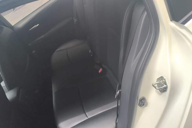 Used Toyota Levin 2021 TNGA 1.5L CVT Entry-Level Model Left Rear Seat