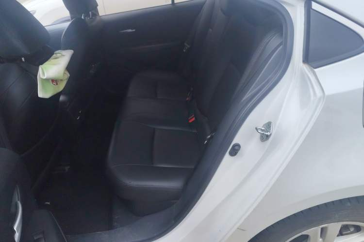 Used Toyota Levin 2021 Dual-Engine 1.8H E-CVT Luxury Edition Left Rear Seat