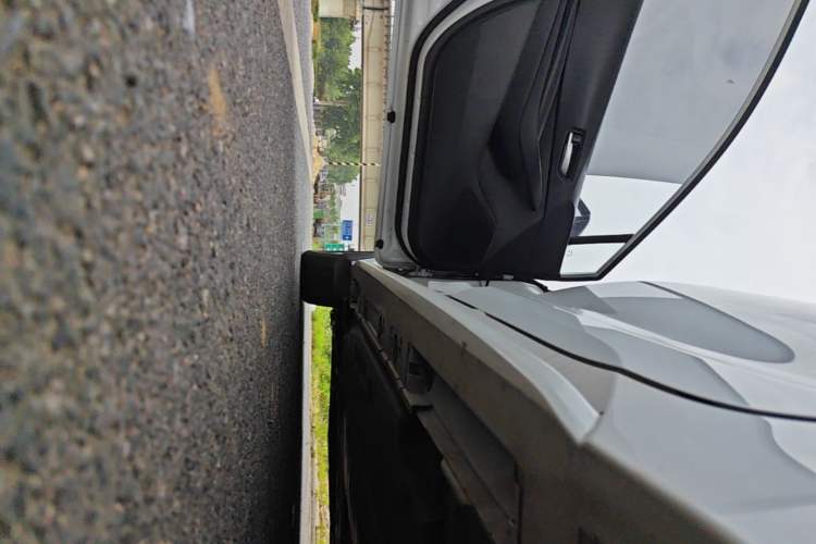 Used Toyota Levin 2021 185T CVT Luxury Edition Left Side Sill