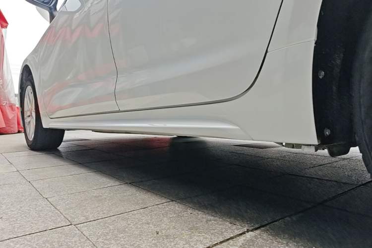 Used Toyota Levin 2021 185T CVT Luxury Edition Left Side Sill