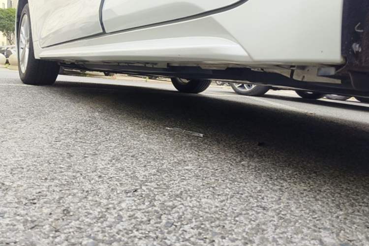 Used Toyota Levin 2021 185T CVT Luxury Edition Left Side Sill