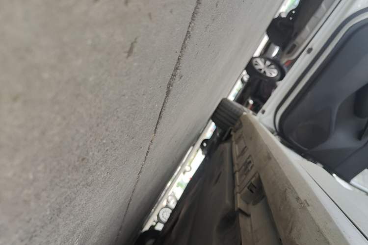 Used Toyota Levin 2021 Dual-Motor 1.8H E-CVT Sport Edition Left Side Sill