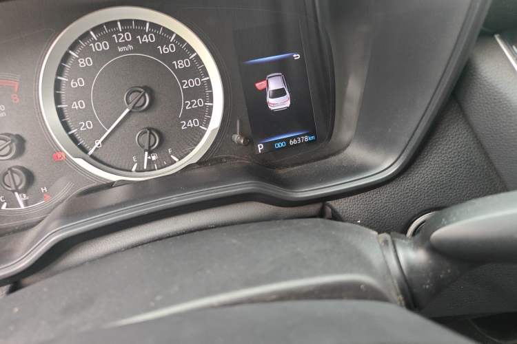 Used Toyota Levin 2021 185T CVT Luxury Edition Odometer Close Up