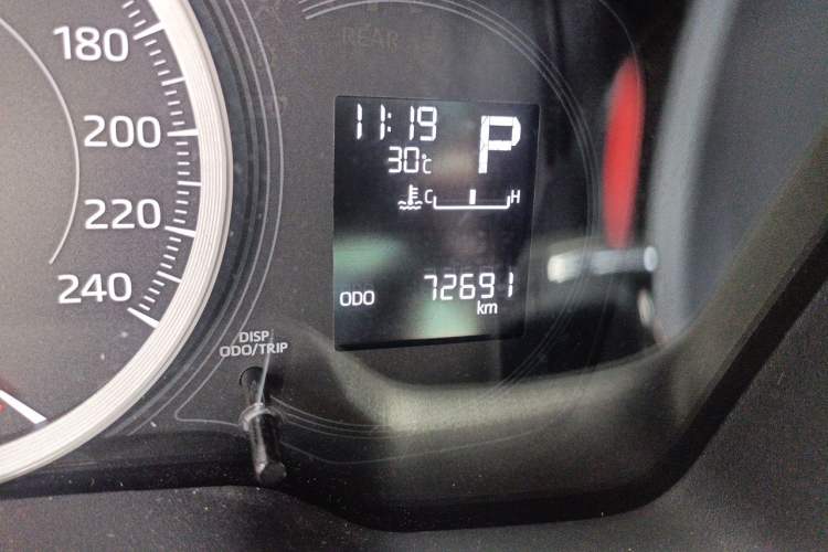 Used Toyota Levin 2021 TNGA 1.5L CVT Entry-Level Model Odometer Close Up