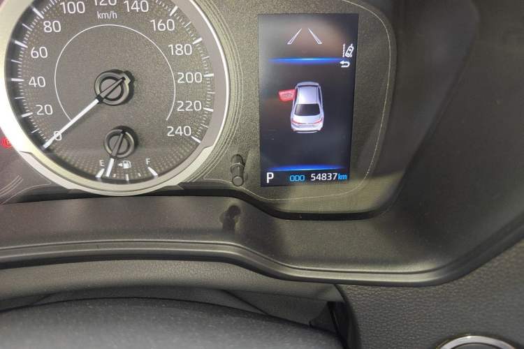 Used Toyota Levin 2021 185T CVT Luxury Edition Odometer Close Up