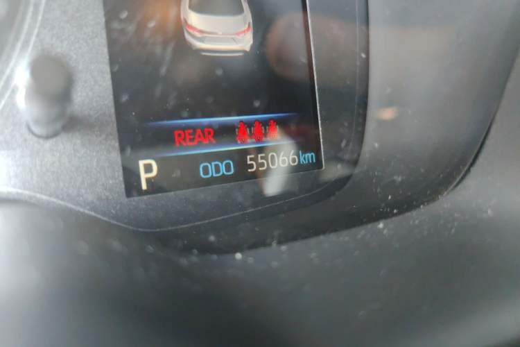 Used Toyota Levin 2021 185T CVT Entry-Level Version Odometer Close Up