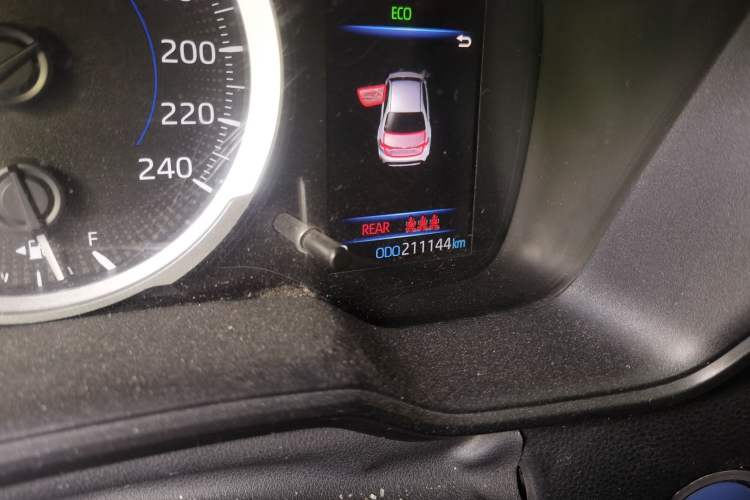 Used Toyota Levin 2021 Dual-Motor 1.8H E-CVT Progressive Edition Odometer Close Up