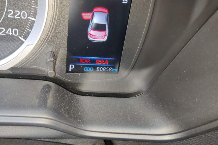 Used Toyota Levin 2021 185T CVT Sport Edition Odometer Close Up