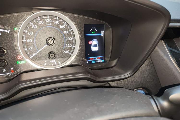 Used Toyota Levin 2021 Dual-Engine 1.8H E-CVT Luxury Edition Odometer Close Up