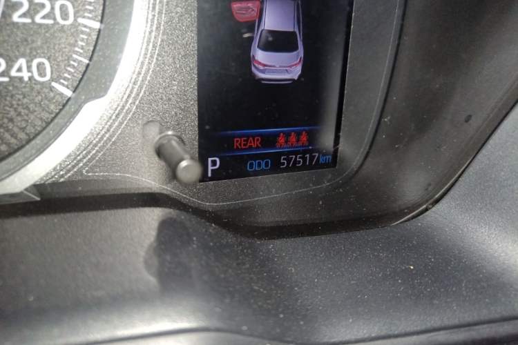 Used Toyota Levin 2021 185T CVT Luxury Edition Odometer Close Up