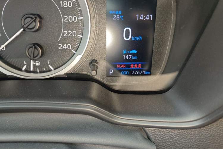 Used Toyota Levin 2021 185T CVT Sport Edition Odometer Close Up
