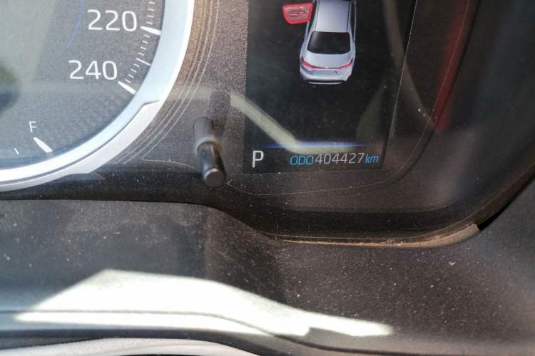 Used Toyota Levin 2021 Dual-Engine 1.8H E-CVT Luxury Edition Odometer Close Up