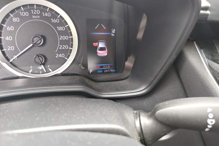 Used Toyota Levin 2021 185T CVT Sport Edition Odometer Close Up