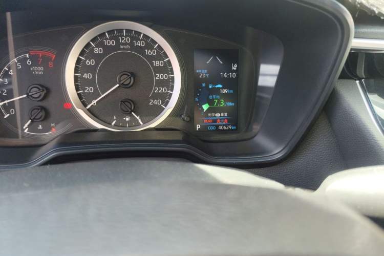 Used Toyota Levin 2021 185T CVT Luxury Edition Odometer Close Up