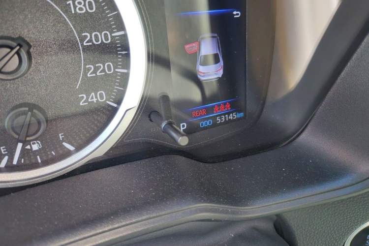 Used Toyota Levin 2021 185T CVT Luxury Edition Odometer Close Up